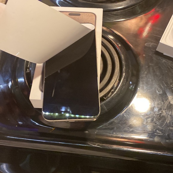 iPhone 15 Pro Max 256 GB natural titanium color best offer must go - Picture 2 of 5